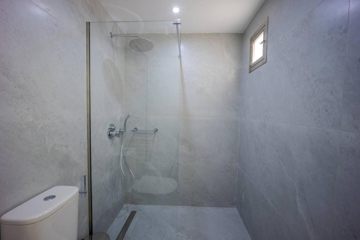 Ascuri Studio Sissi Buitenkant foto